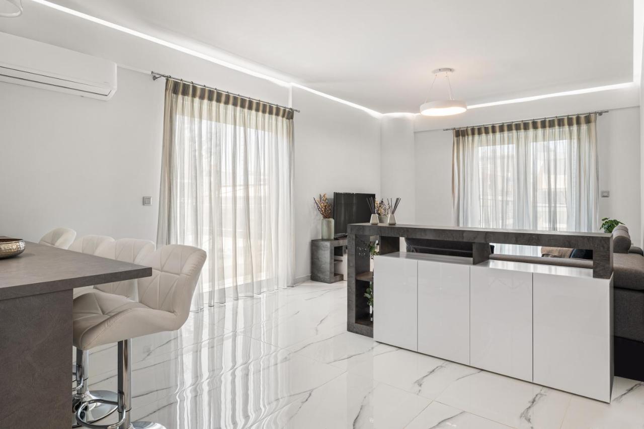 Billymare Central Glyfada Apartment Athena Bagian luar foto